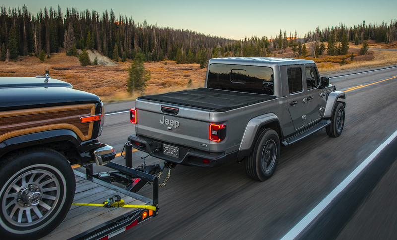 Illustration for article titled The Engineering Behind the Jeep Gladiator's Tow Rating, and Why the Diesel Will Tow Less